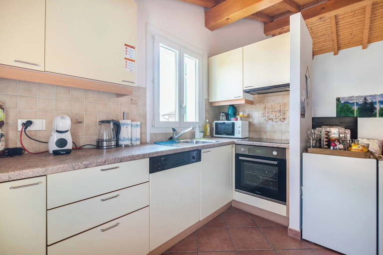 Others 2, Comano Lugano Ticino - B&B Walterina, Lugano