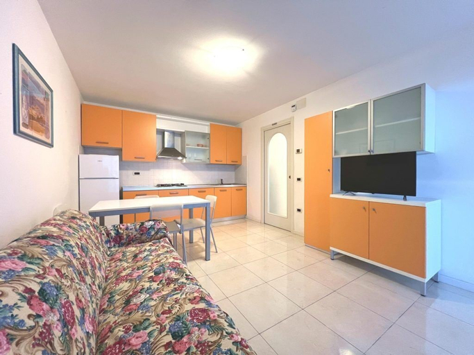 Living area 3, Bright and Spacious Vacation Home in Grado, Gorizia