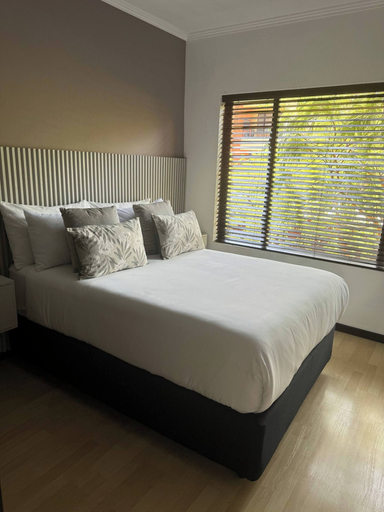 Room 5, 2 Bedroom Apartment Near Monte Casino, City of Johannesburg