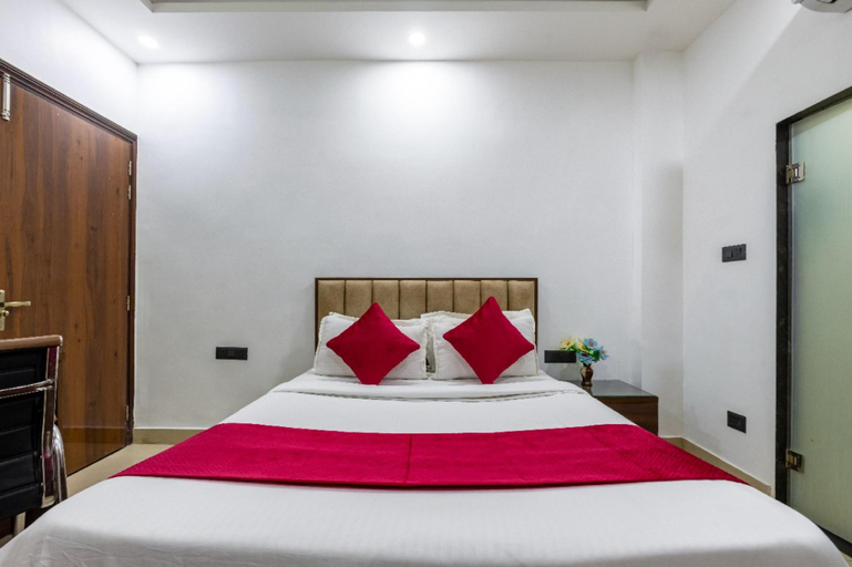 Bedroom 5, Hotel Aura Grand Noida, Gautam Buddha Nagar