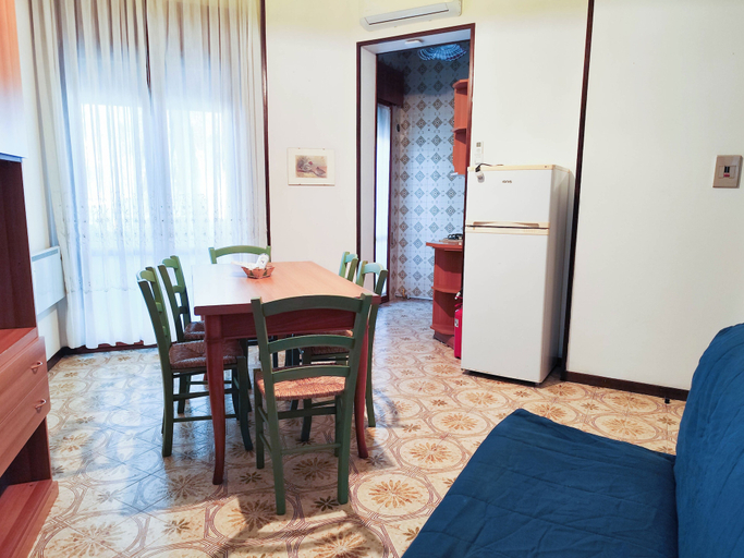 Dining room, Comfortable Apartment Near the Beach, Venezia