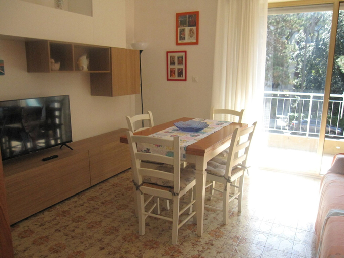 Interior 3, Enjoy the sun From our Lovely Terrace, Gorizia