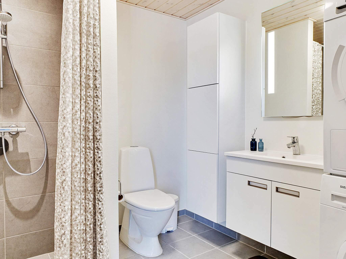 Bathroom 4, 5 star holiday home in Grenaa, Norddjurs