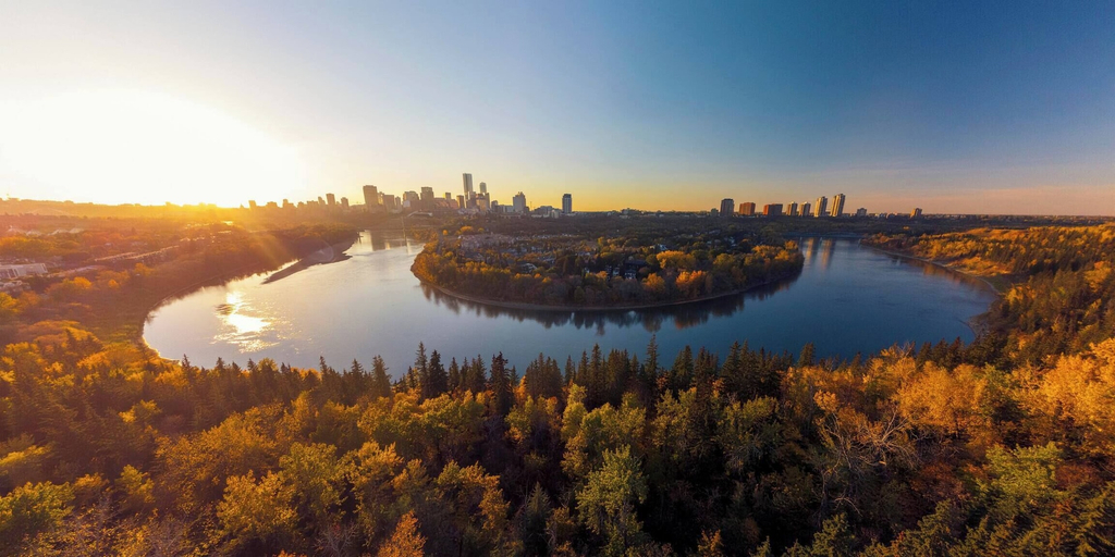 Aerial view, Luxurious Large 3 Bedroom Loft Saskatchewan Drive, Division No. 11