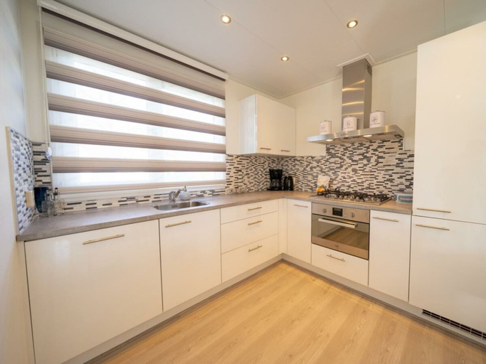 Private kitchen, Pavilion L'etage Sauna 10, Echt-Susteren