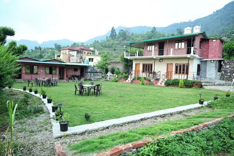 Exterior 2, Blue Sky Homestay, Nainital