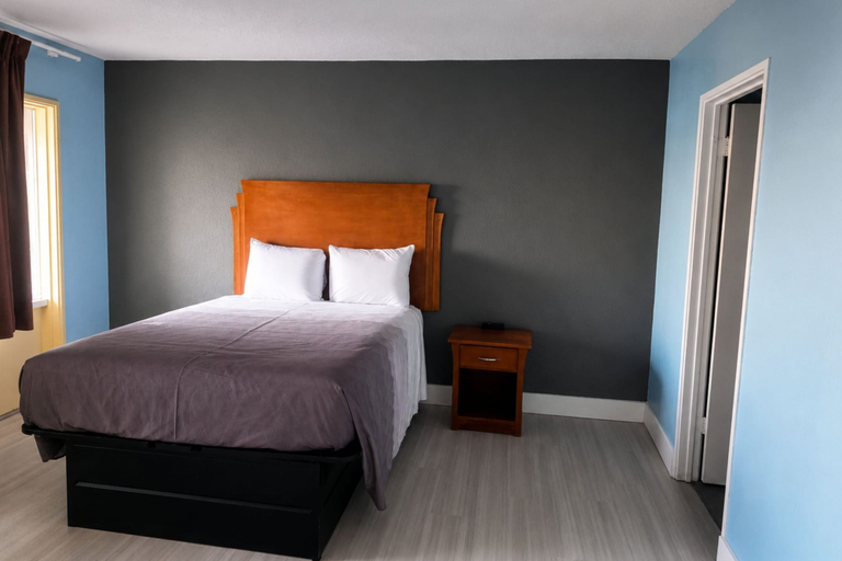Bedroom 2, Blue Way Inn & Suites Wichita East, Sedgwick