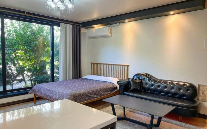 Bedroom 2, Hadong Ggum Pension, Hadong
