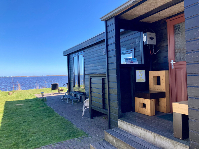Others 1, Waterfront holiday home sonnenschein 3 persons with sauna, Dongeradeel