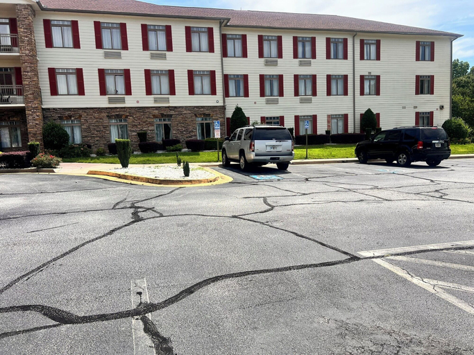Property grounds, Haton Suites, Rockdale