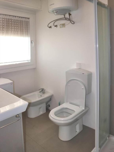 Bathroom 2, Inviting Retreat for Five Guests in Lignano, Udine