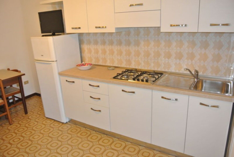 Interior 4, Peaceful Apartment With Terrace in a Great Area, Udine