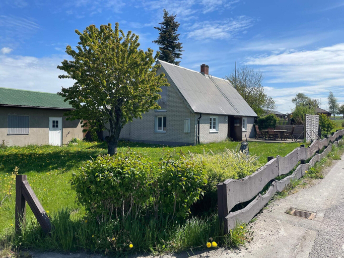 Primary image