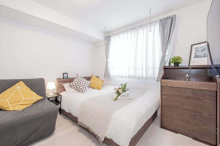 Room 4, Shinjuku16, Shinjuku