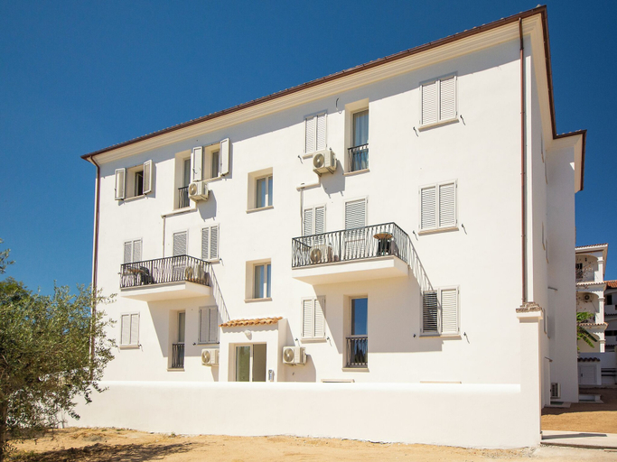 Balcony 3, Bright Accommodation in Orosei, Nuoro