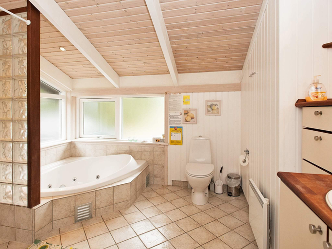 Bathroom 3, 5 star holiday home in Ebeltoft, Syddjurs