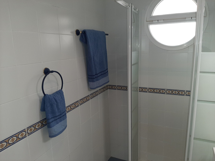 Bathroom 4, Apartment Huerta del Obispo, Cádiz