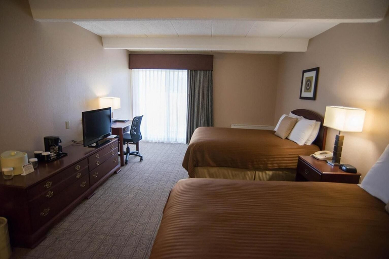 Room 2, Red Lion Inn & Suites Urbana, Champaign