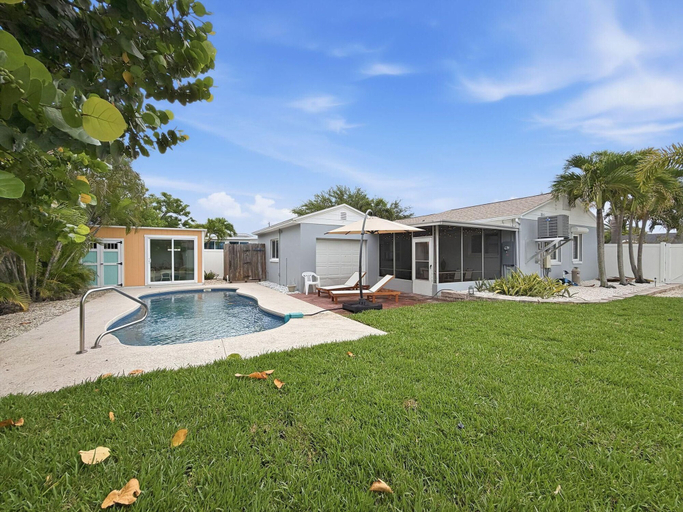 Pool 3, The Blue Heron, Pinellas
