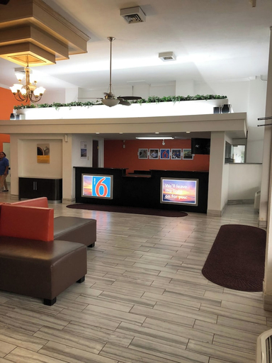 Public Area 2, Motel 6 Daytona Beach, FL - Speedway, Volusia
