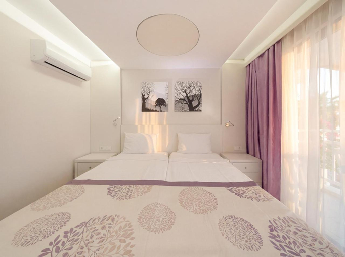 Bedroom 2, Tropic Beach Resort Hotel, Manavgat