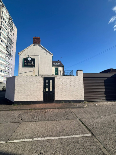 Exterior 4, Room-serene Ocean View Apartment Room in, Sunderland