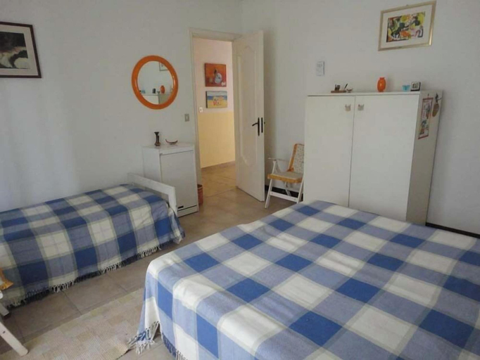 Room 3, Wonderful Apartment in front of the sea, Catania