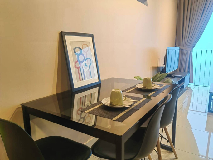Living area, Cozy Studio in Shah Alam With Mountain View, Shah Alam