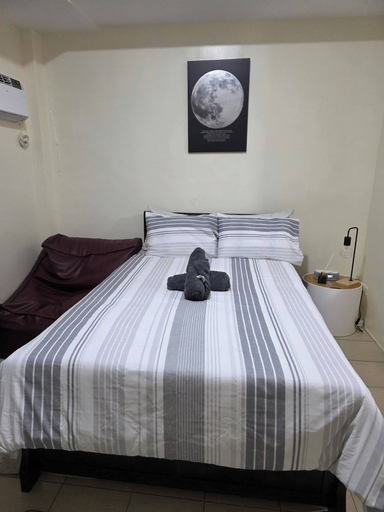 Bedroom 2, Pioneerwoodlands Mandaluyong Studio Unit, Mandaluyong