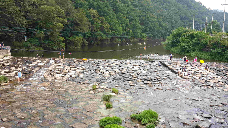 Others 3, Yangpyeong Arajin Pension, Yangpyeong