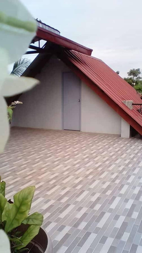 Property grounds 2, A Unique and Cozy Wholehouse in Babak Samal Island, Samal City