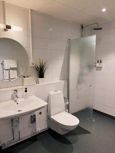 Bathroom 4, Hotel Falun, Falun
