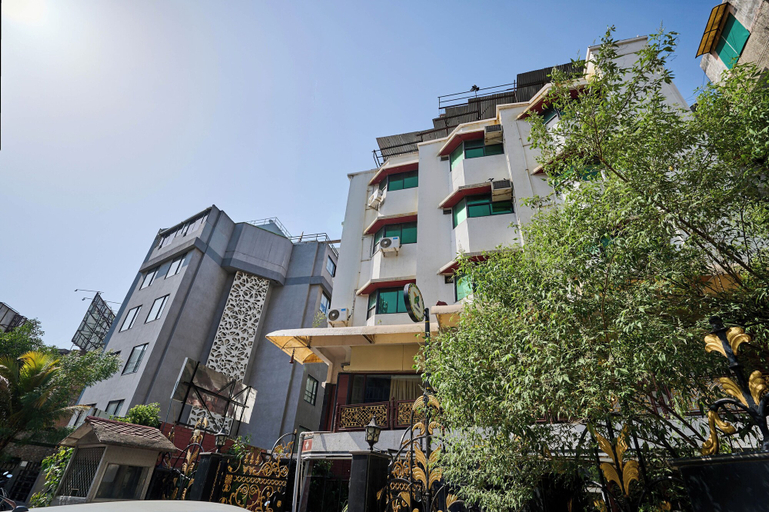 Exterior & Views 2, Treebo Vice President, Ahmadabad