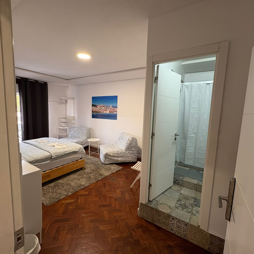 Room 4, Obrigado Lisboa, Lisbon