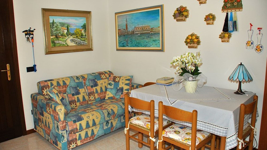 Living area 2, Lovely Flat With ac in a Charming Residence, Venezia