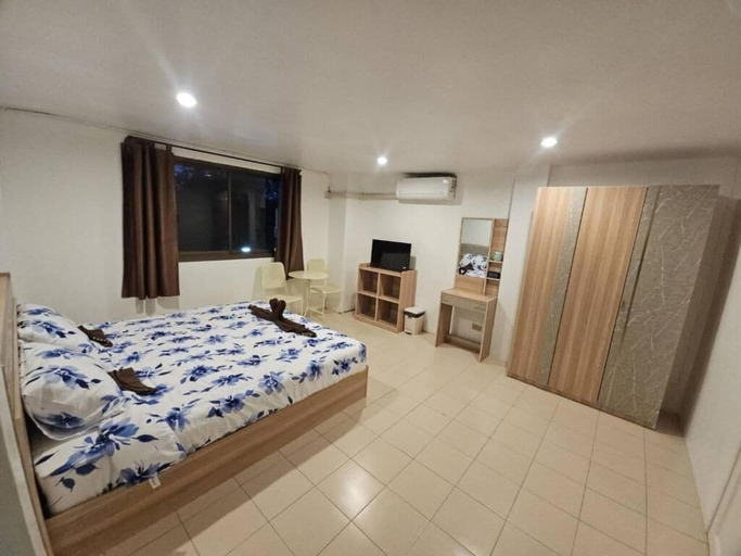 Room 2, Chalong Paradise Guesthouse, Pulau Phuket