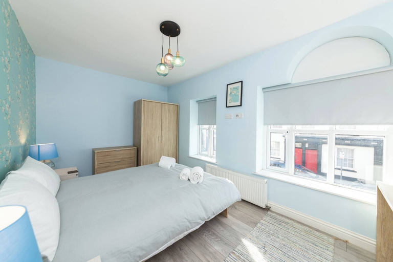 Room 3, Free Parking Central Reading Flat Fully Equipped, Reading