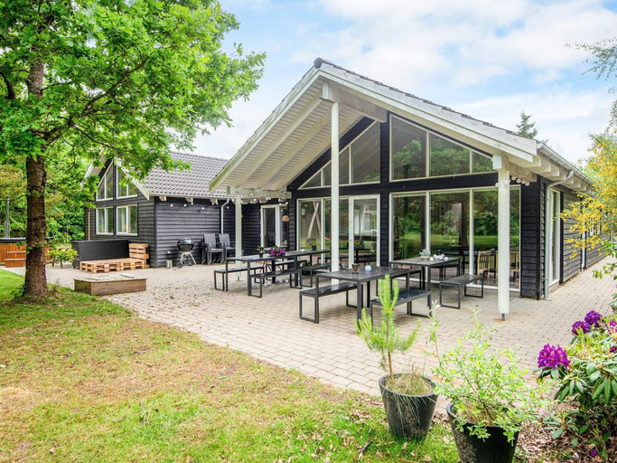 Others 2, Luxury Pool Retreat in Henne, Varde