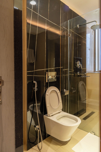 Bathroom 2, Maya Suites, Bagmati