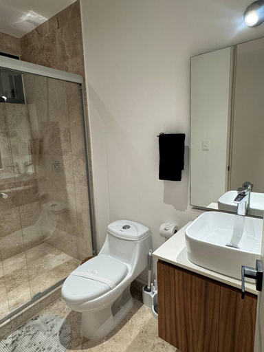 Bathroom 4, Beautiful 1 Bedroom in Aldea Zama Town Center, Cozumel