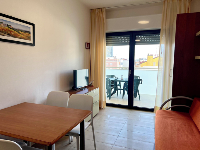 Living room, Cozy Stay in This Seaside Flat, Udine
