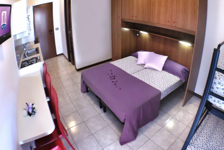 Room 5, Intimate Studio in a Modern Residence-beahost, Venezia