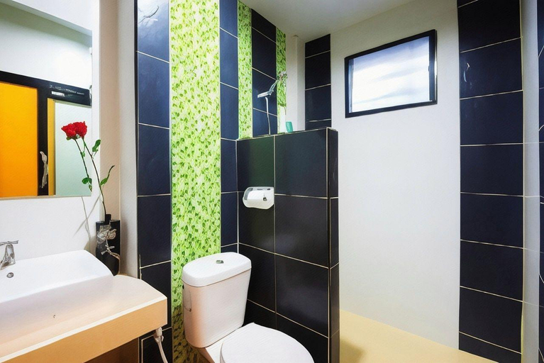 Bathroom 4, The S Hotel, Muang Buri Ram