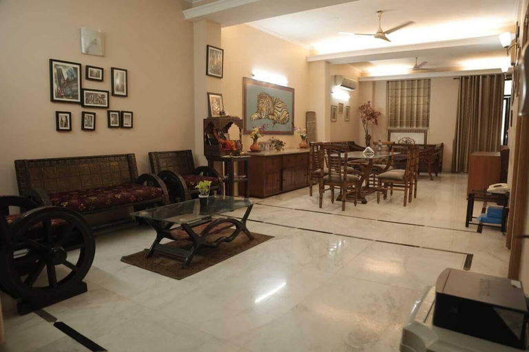 Others 4, Room-bed and Breakfast Cum Home Stay, Delhi