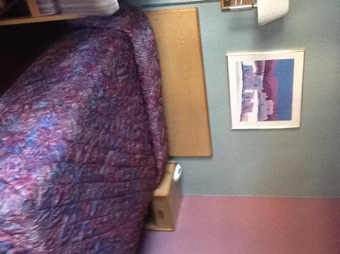 Bedroom 2, Snowy River Inn, Navajo