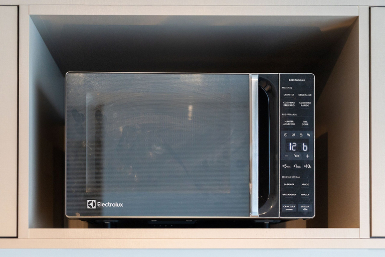 Microwave, Praia de Gameleira Housi in Boa Viagem by Carpediem, Recife
