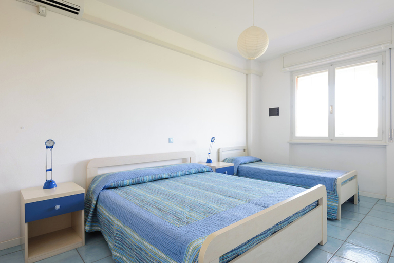 Room 4, Bright Flat Only 150mt From the Beach, Udine