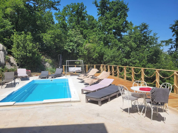 Pool 3, Apartment With Heated Pool Jacuzzi sea View, Lovran