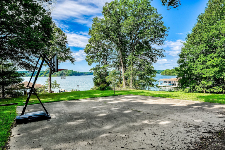Sport court 5, Lakefront Home in Private Location With Dock, Firepit, Game Room & Pickleball, Spotsylvania
