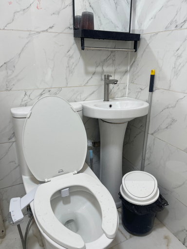 Bathroom 3, L1 Loft Stay Bonifacio Global City, Taguig